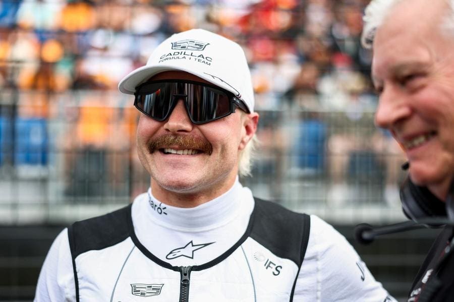 Valtteri Bottas'ın 2026 Avustralya GP'sinde kullandığı Cadillac F1 kaskı, açık arttırmaya çıkıyor