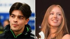 Formula 1'e ulaşma mücadelesi veren genç bir pilotun yarış anındaki fotoğrafı