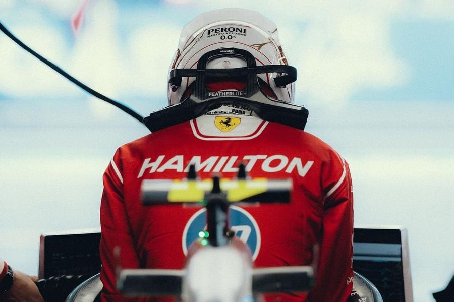 Max Verstappen ve Lewis Hamilton'ın F1 Mercato'daki olası transferleri hakkında analiz