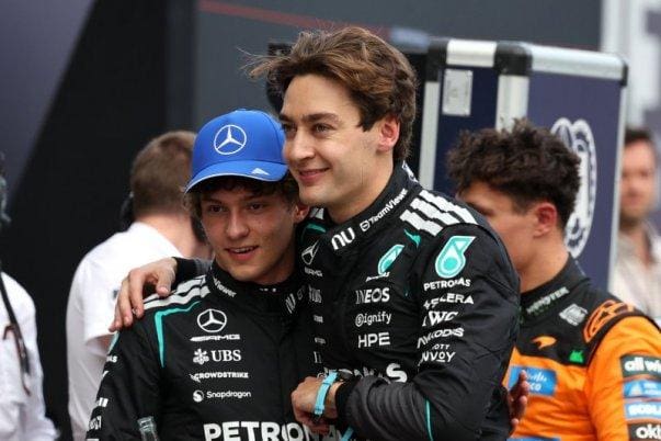 George Russell Mercedes'i ile F1 Şampiyonluğu için mücadele ediyor