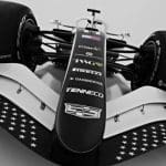 Cadillac Miami GP'de özel tasarımla pistte, göz alıcı araç tasarımı.