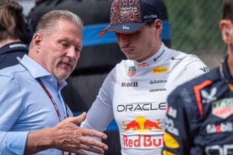 Jos Verstappen antrenmanları sırasında Max Verstappen’in karting günlerinden bir kare