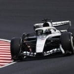 Cadillac F1 aracı Miami Grand Prix'si için özel tasarımıyla pistte
