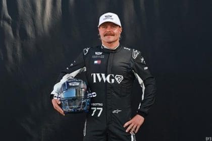 Valtteri Bottas Avustralya GP kaskı, açık artırmada olan özel tasarım.