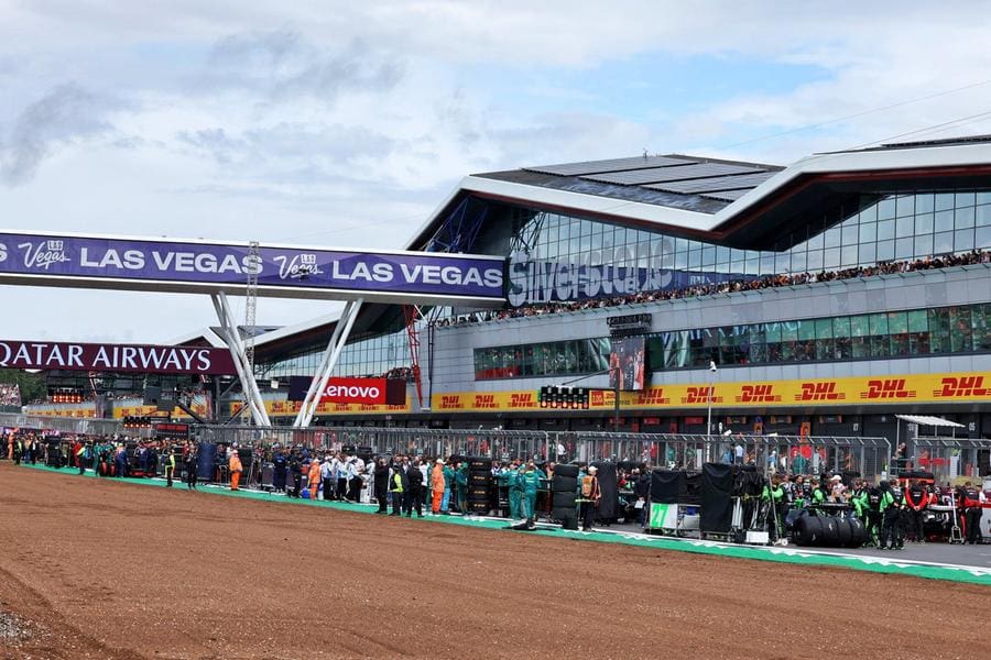 Silverstone’dan çoklu F1 yarışı teklifi ile pistte aksiyon dolu anlar!
