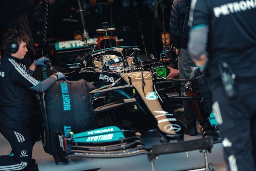 F1 Nisan arası döneminde takımların stratejileri ve pilotların hazırlıkları.