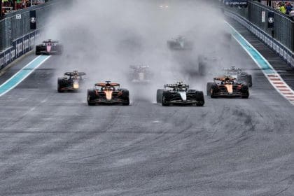 F1 Miami Grand Prix’si ve yıldırım tehlikesi görseli, heyecan dolu anlar!