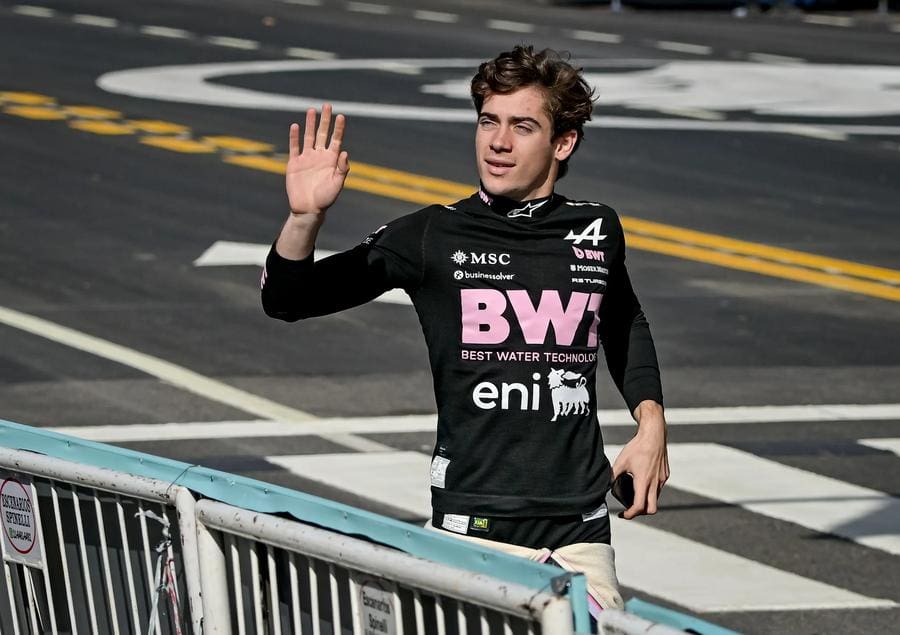 Franco Colapinto, Buenos Aires F1 gösterisinde Alpine aracıyla.