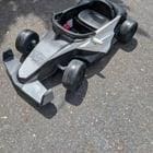 F1 Çocuk Arabası Dönüşümü ile yaratıcı bir projenin görseli