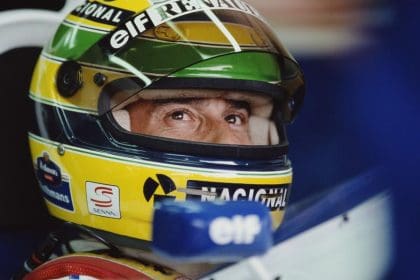 Ayrton Senna'nın трагический kazası sonrası Imola pistinde