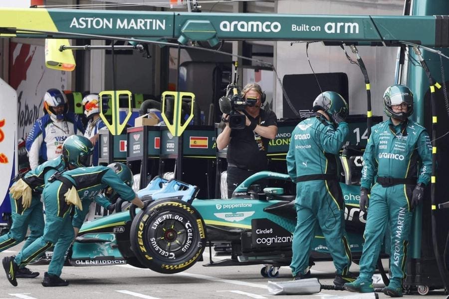 Aston Martin AMR24, Miami'de 'mucize' arayışında. Rüzgar tüneli testinden bir görüntü.