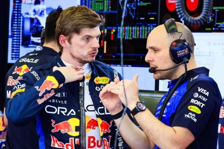 Verstappen ve Lambiase ayrılığı: Red Bull box’ta duygusal anlar, 2028 değişimi.