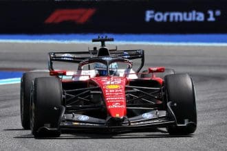 F1 Miami GP 2026 antrenman turlarında Charles Leclerc pistte.