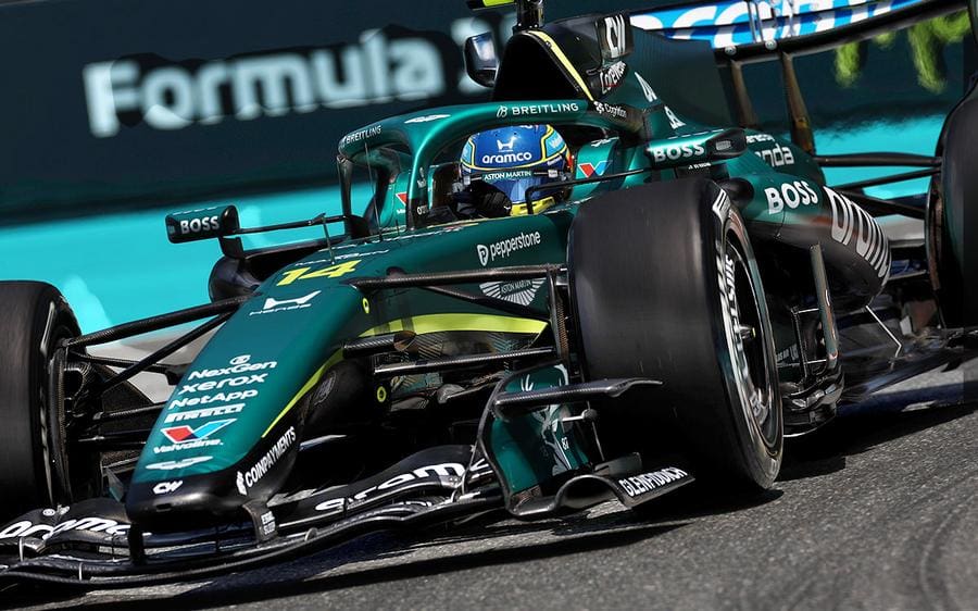 Fernando Alonso, Miami GP'de Aston Martin Rekabetçiliği hakkında endişelerini dile getirdi.