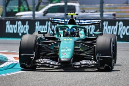 Fernando Alonso Miami'de, Aston Martin gerilemesi sürüyor.