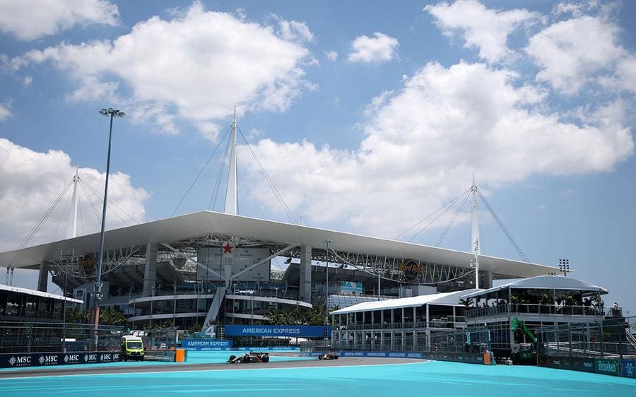 2026 Miami Sprint yarışı gridi: Norris pole pozisyonunda, Aston Martin sürprizi