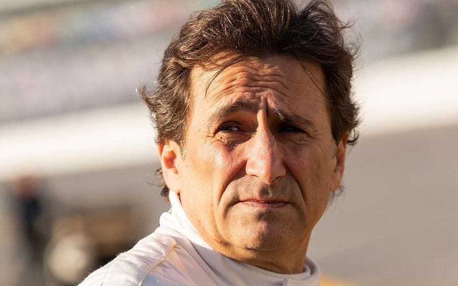 Alex Zanardi, F1 pilotu ve paralimpik şampiyonu, vefat etti. Anısına saygıyla.
