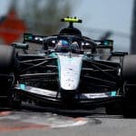 Kimi Antonelli, Mercedes ile Miami'de pole pozisyonunu kutluyor.