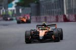 McLaren Miami GP aracı pistte, Lando Norris pilotajında