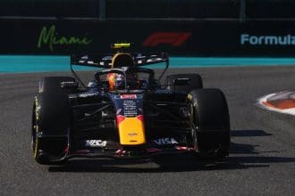 Miami GP: Red Bull pilotu Isack Hadjar'ın aracı teknik ihlal nedeniyle diskalifiye edildi.