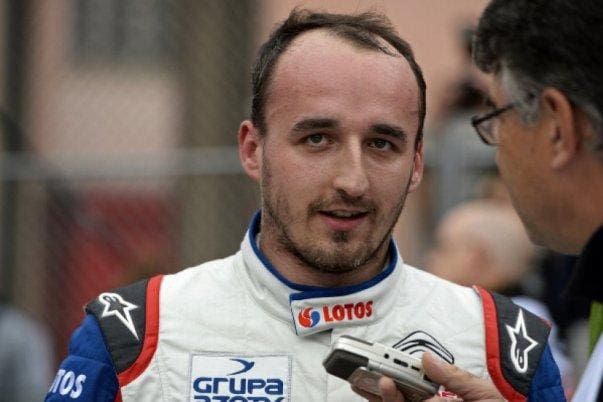 Robert Kubica, Formula 1'e geri dönmek için büyük çaba sarf ediyor.