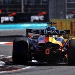 Miami F1 Yarışı pistinin genel görünümü, yağmur bulutları ile birlikte.