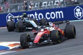 Charles Leclerc, Miami GP'de motor sitemi nedeniyle hayal kırıklığı yaşıyor.