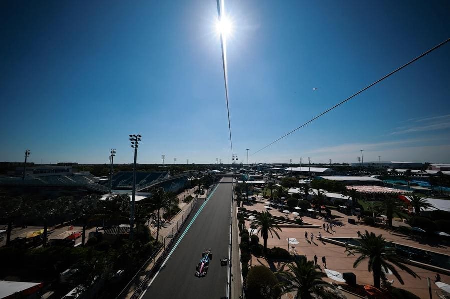 Miami Grand Prix bahisleri için pist görüntüsü, yarış heyecanı