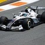 Özel tasarım Cadillac F1 Dunk Low ayakkabısının yakın çekim fotoğrafı