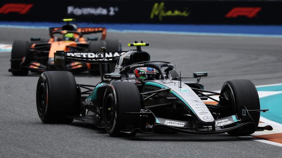 Kimi Antonelli Miami Grand Prix'sinde zafere ulaştı.