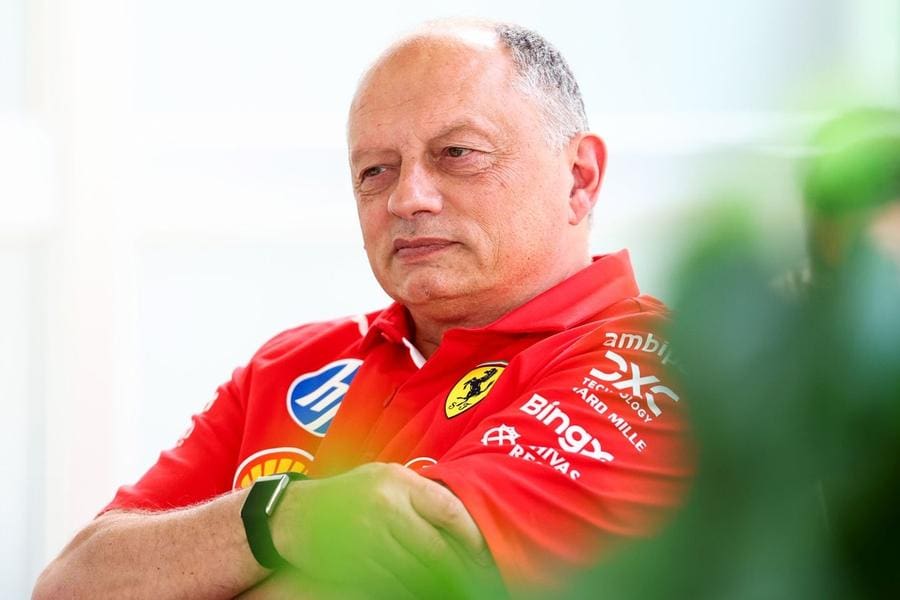 Miami GP'de Ferrari güncellemeleri ile piste çıkan F1 aracı