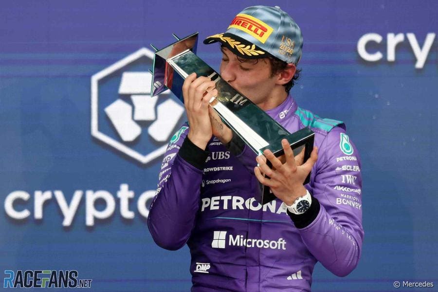 Andrea Kimi Antonelli, duygusal F1 zaferini Alex Zanardi'ye adadı.
