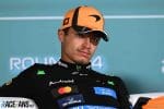 Lando Norris: F1 Bataryayı Terk Etmeli tartışmasında padokta!
