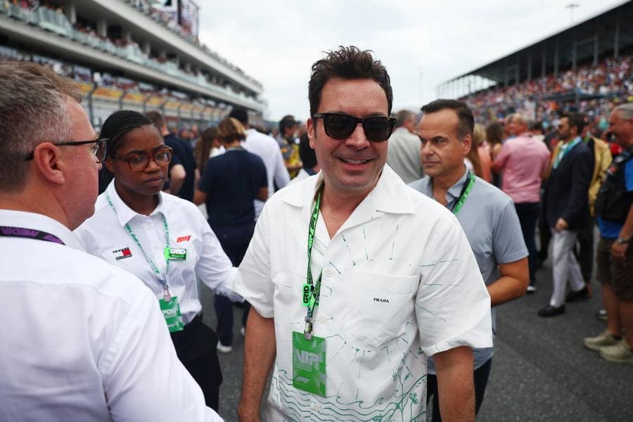 Martin Brundle ve Jimmy Fallon mikrofon olayı Miami Grand Prix gridinde yaşandı.