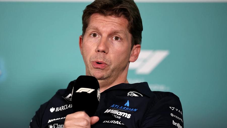 Williams F1 aracı Miami Grand Prix'sinde, Williams'ın 'dağınık' kışı sonrası toparlanma.