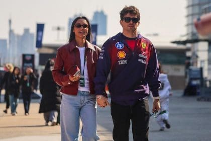 Charles Leclerc yeni 20 milyon dolarlık süper yatıyla poz veriyor