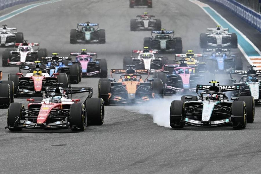 F1 motorları 2027 sezonu için değişiyor, pilotların şikayetleri dikkate alındı.