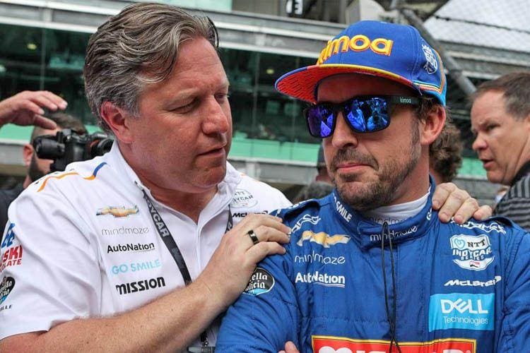 Fernando Alonso, McLaren ile Indianapolis 500'de mücadele ederken