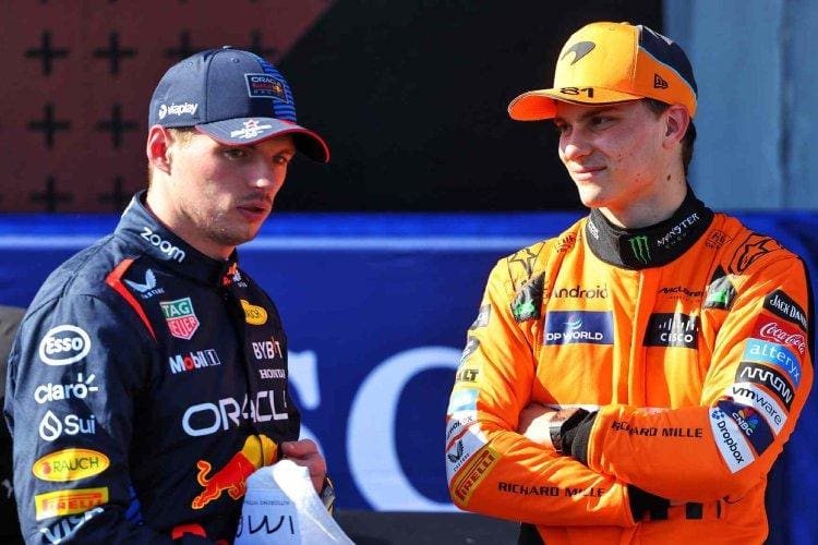 Oscar Piastri McLaren aracıyla yarışırken, Red Bull'un ilgisi sürüyor