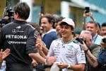 Kimi Antonelli Miami Grand Prix'sinde podyumda zaferini kutluyor