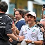 Kimi Antonelli Miami Grand Prix'sinde podyumda zaferini kutluyor