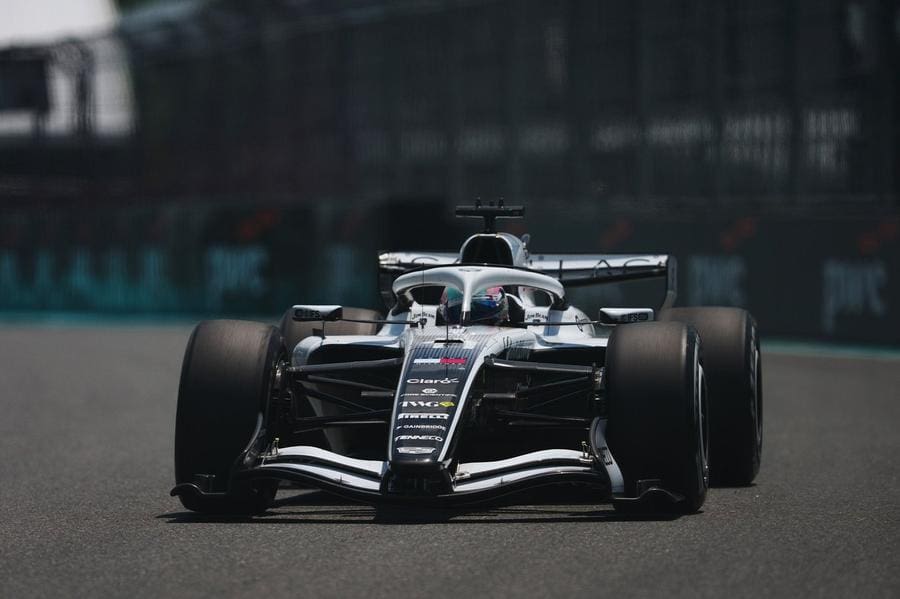 Cadillac F1 performansı için Miami GP'de mücadele eden araçlar