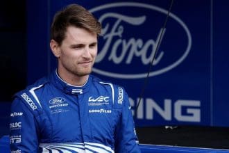 Max Verstappen Ford Hypercar aracıyla Le Mans'da yarışırken