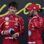 Charles Leclerc ve Lewis Hamilton, Ferrari garajında Hamilton'ın başarı sırrı hakkında konuşuyorlar.