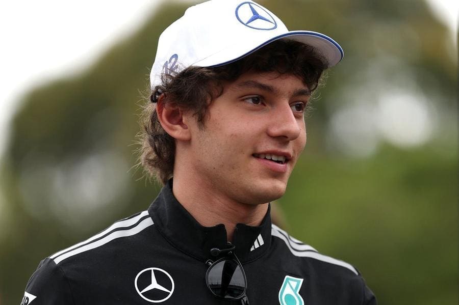 Kimi Antonelli'nin F1 desteği, şampiyonluk yolunda önemli bir faktör.