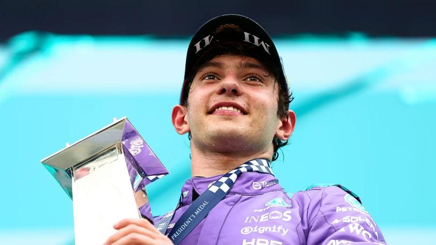 Kimi Antonelli Miami Grand Prix'sinde aracında, muazzam başlangıç yaptı
