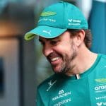 Fernando Alonso, Aston Martin aracıyla yarışırken. Fernando Alonso'dan F1 Emeklilik Şartı