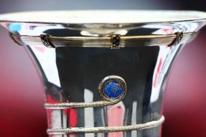 F1 Dünya Şampiyonları bilgi yarışması görseli, geçmişten günümüze F1 araçları