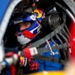 Max Verstappen kokpitte, Nürburgring 24 Saat yarışına hazırlanıyor.