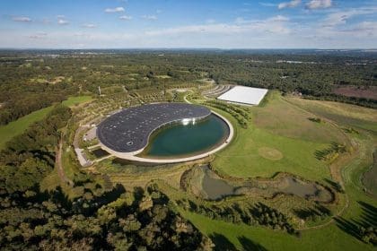 McLaren'in yeni F1 test rig'i için fabrika genişletme onayı